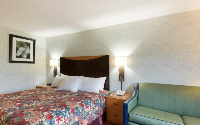 Super 6 Inn and Suites