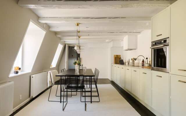 ★Luxury Penthouse · CPH · Private Rooftop Balcony★