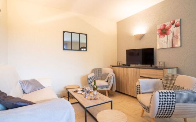 Chez Brigitte (PLC201)