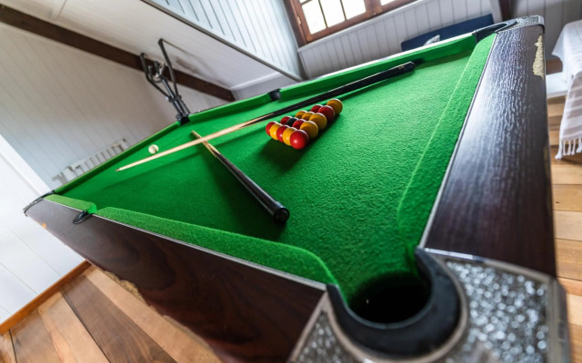 Magnifique villa avec cheminée au tevelave