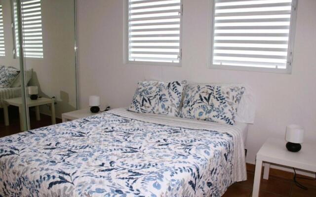 2 bdr apt - 4 min walk to Sandy Beach