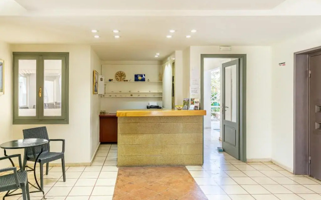 Athina Inn