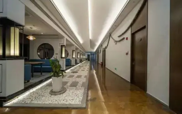 Dongxianyi Hotel (Taohuayuan Town Branch)