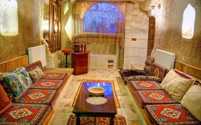 Gibos Cave Hotel