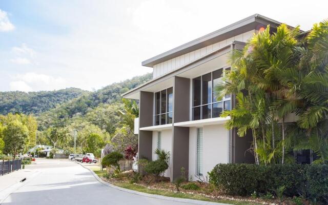1 Bright Point Apartment 5102