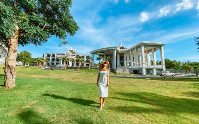 Grand Lord Hotel& Residence