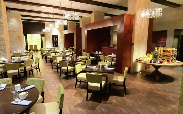 Hilton Dallas/Plano Granite Park