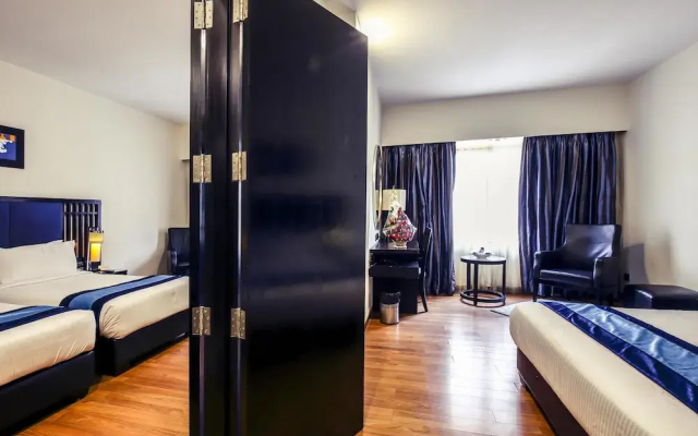 Ebony Boutique Hotel