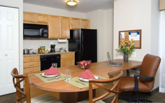 Candlewood Suites Indianapolis Downtown Medical District by IHG