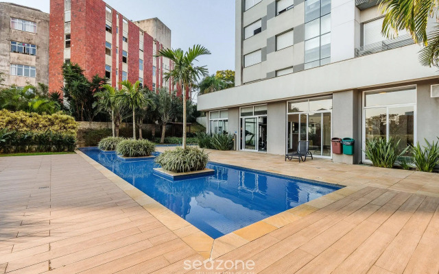 Loft de Luxo c/bela Vista no Petrópolis AHO1402