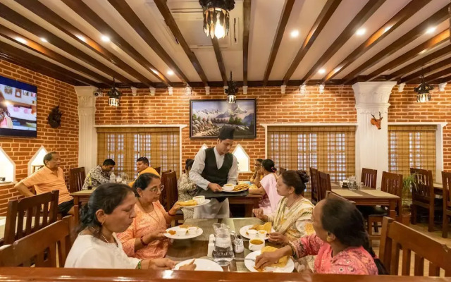 Airport Himalaya Boutique Hotel