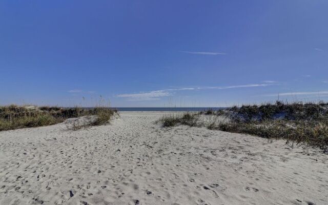 Captains Walk 468 by RedAwning