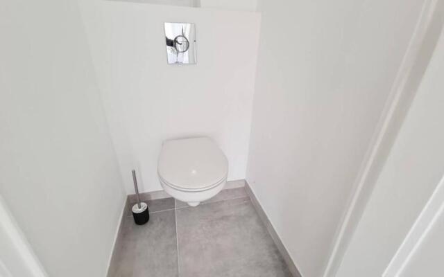 MaxBnb - ISLY - T2 Balcon/clim 50m² - Ouest -