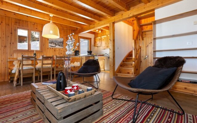 Relaxing Sauna Chalet for 6