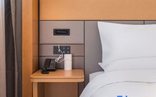 JI Hotel (Qionghai Wanquanhe Renmin Road)