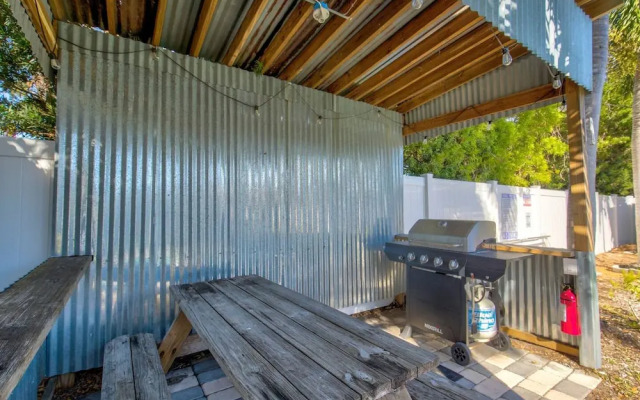 Sunny Escape-heated Pool