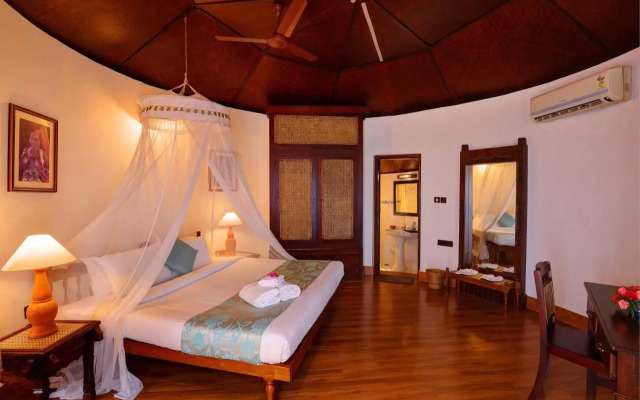 Soma Manaltheeram Ayurveda Beach Village