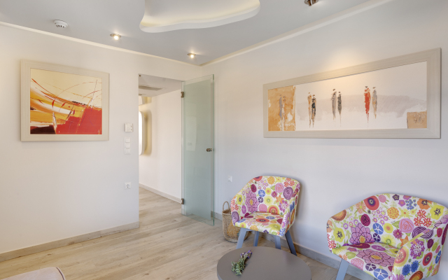 Kouros Art Hotel - Adults Only