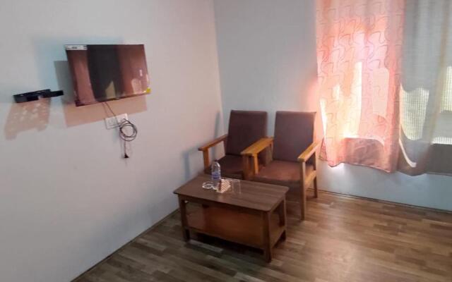 Hotel Silver Inn Srinagar