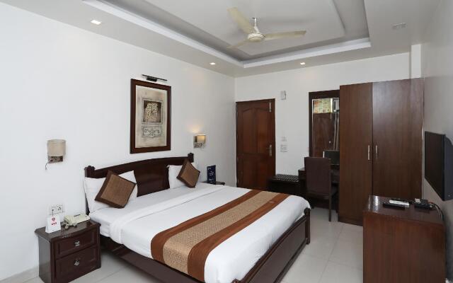 Capital O 326 Red Horse Hospitality