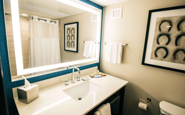 DoubleTree by Hilton Lubbock University Area