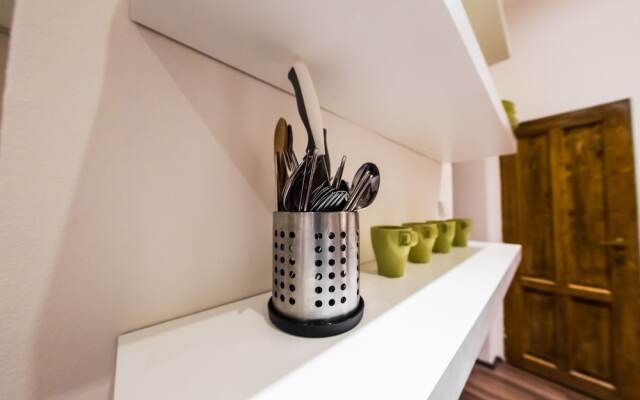 Freedom rooms and apartments