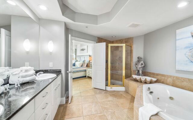 Crd0402 3 Bedroom Condo