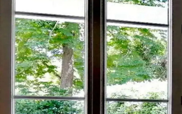 La Maison des Rosiers