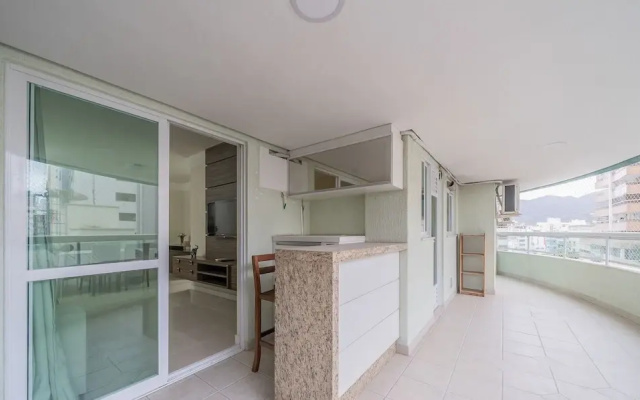 3rooms apt w Suite and bbc Close to Beaches Egv302