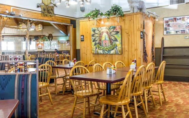 Navajoland Hotel of Tuba City