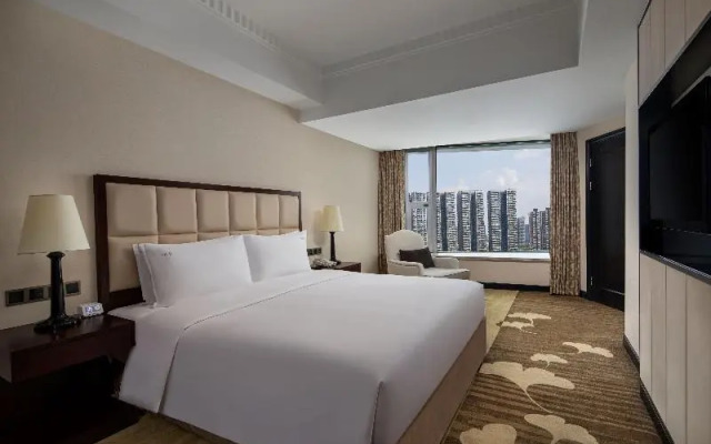 Holiday Inn Chengdu Century City Easttower & Westtower