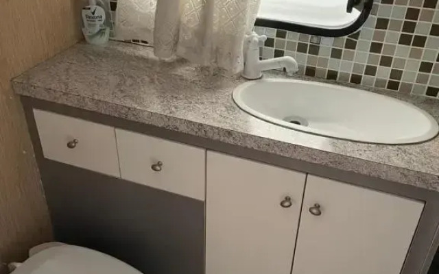 Trailer, Esporte e Amigos