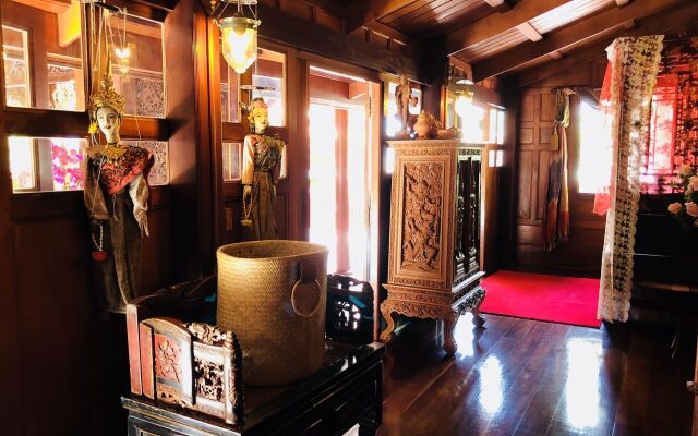 Royal Thai Villas