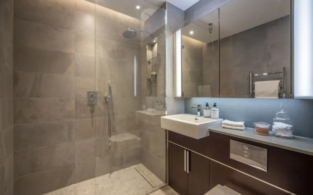 Thornes House Apartments