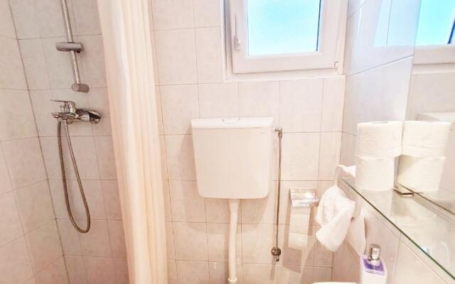 Dinko - 20 m From sea - H