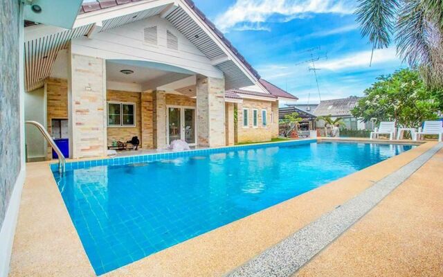 Baan Khaonoi Pool Villa