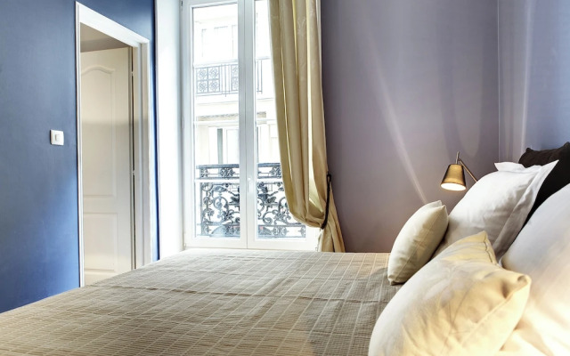 Paris Marais Central Residence