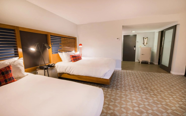 Chaminade Resort & Spa