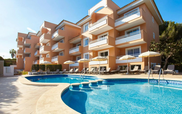 Universal Apartamentos Laguna Garden