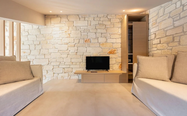Terra Petra Luxury Villas - Gaia Villa
