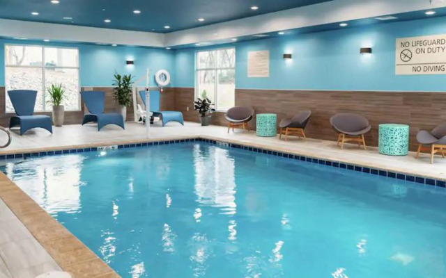 Hampton Inn Newark Airport