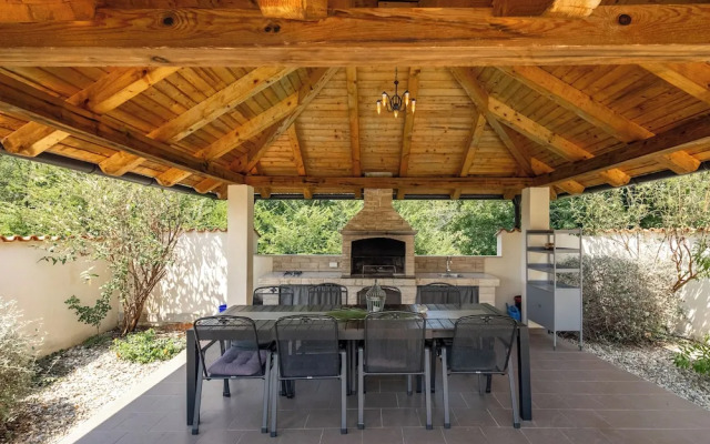 Villa Anna With Private Pool And Garden