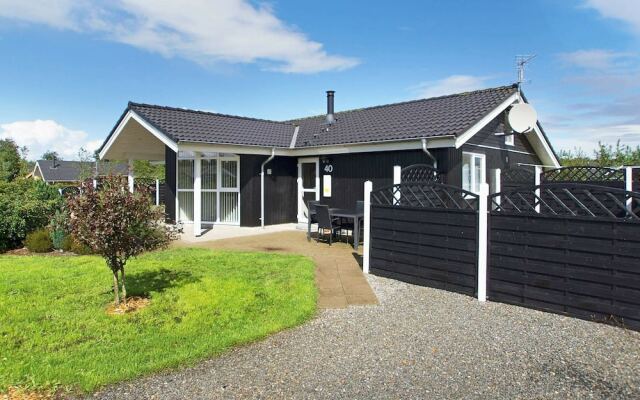 Quaint Holiday Home in Hemmet Jutland With Indoor Whirlpool