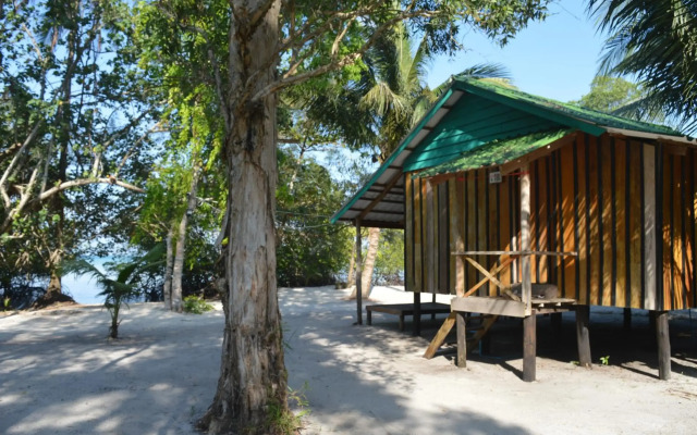 Palm Beach Bungalow Resort