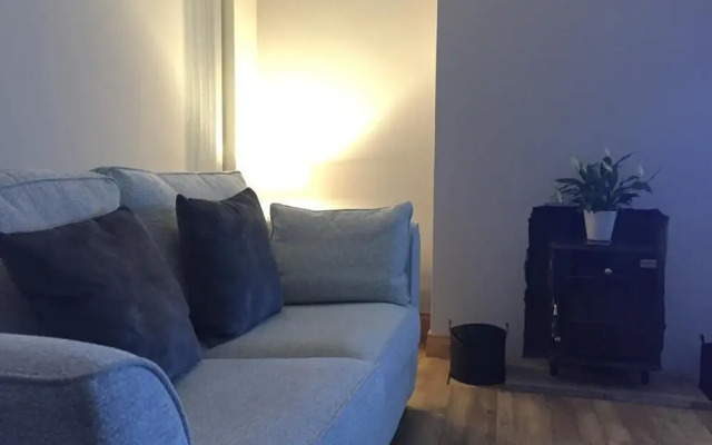Acorn Rest