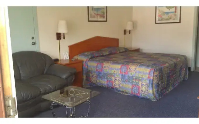 Sunrise Inn