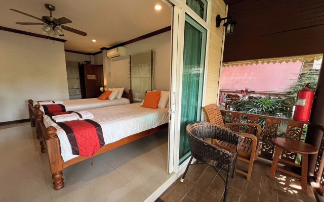 Baan Nam Pen Resort