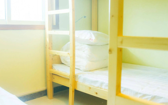 Beijing Alley International Youth Hostel