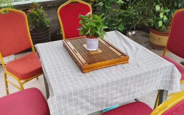 Qingya Guesthouse
