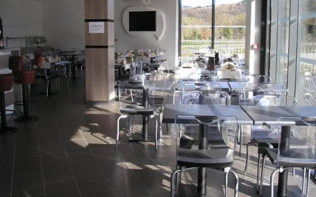 Fluvia Hotel Residence